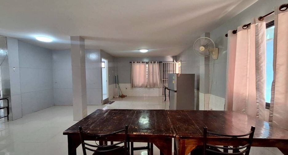 For rent 3 bedrooms house in Cha Am, Phetchaburi