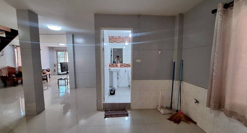 For rent 3 bedrooms house in Cha Am, Phetchaburi