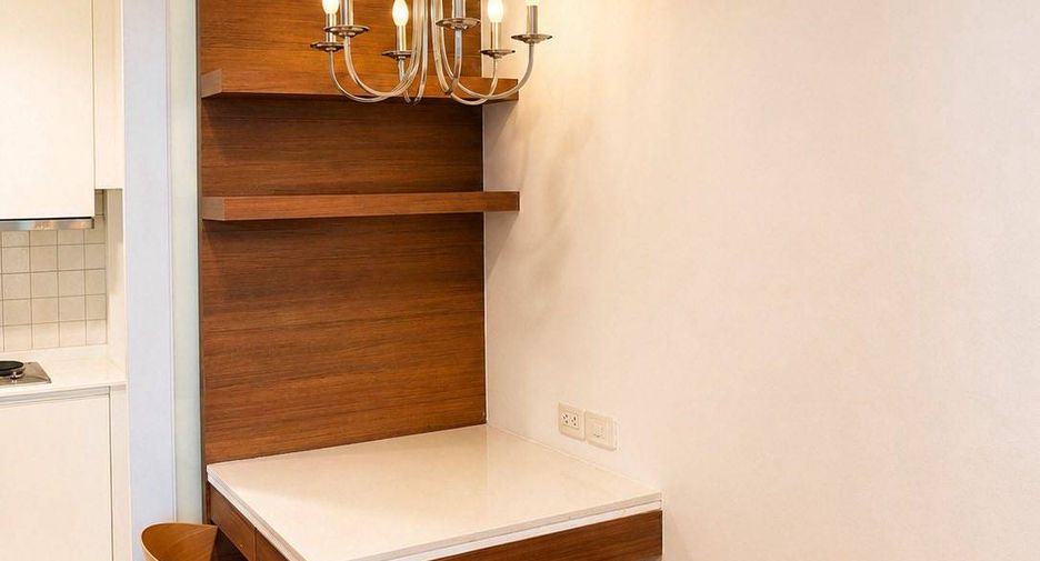 For rent and for sale 1 bed condo in Phra Khanong, Bangkok
