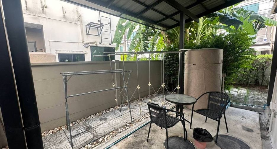 Reihenhaus zum Kauf mit 3 Zimmer in Prawet, Bangkok