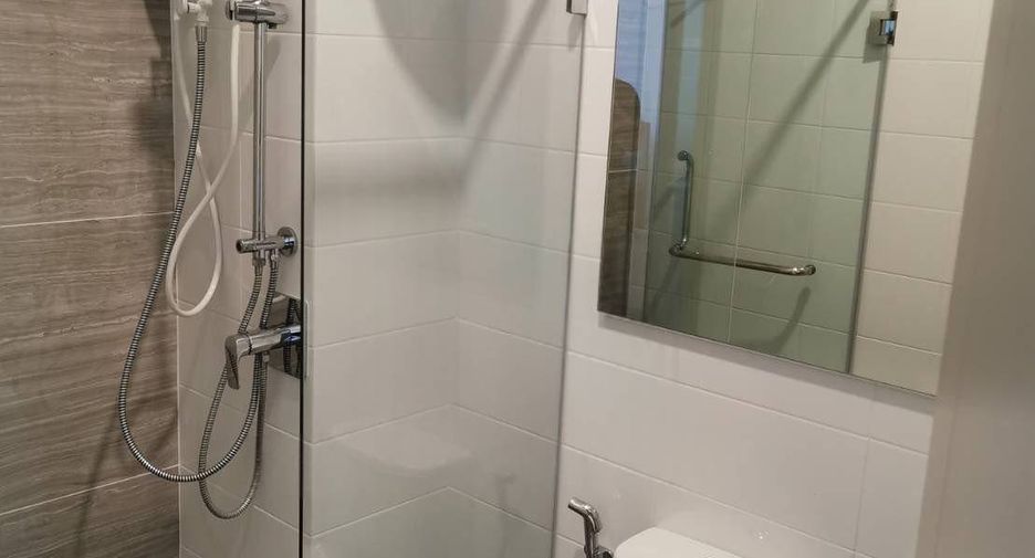 À vendre 1 chambre condo à Watthana, Bangkok