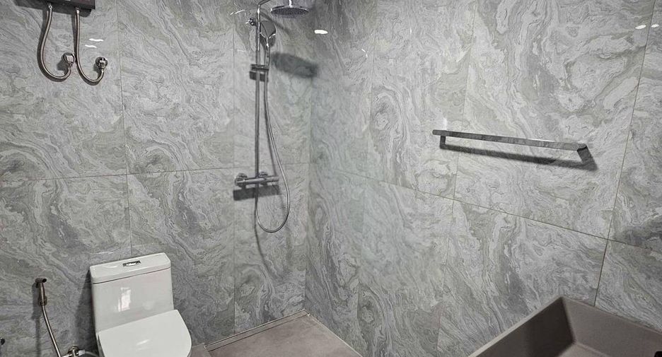 Condo en venta de 3 habitaciones en Khlong Toei, Bangkok