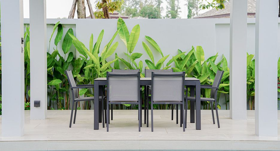 For sale and for rent 4 bedrooms villa in Thalang, Phuket
