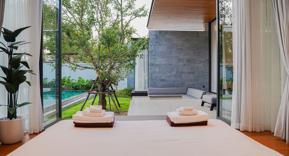 For sale and for rent 4 bedrooms villa in Thalang, Phuket