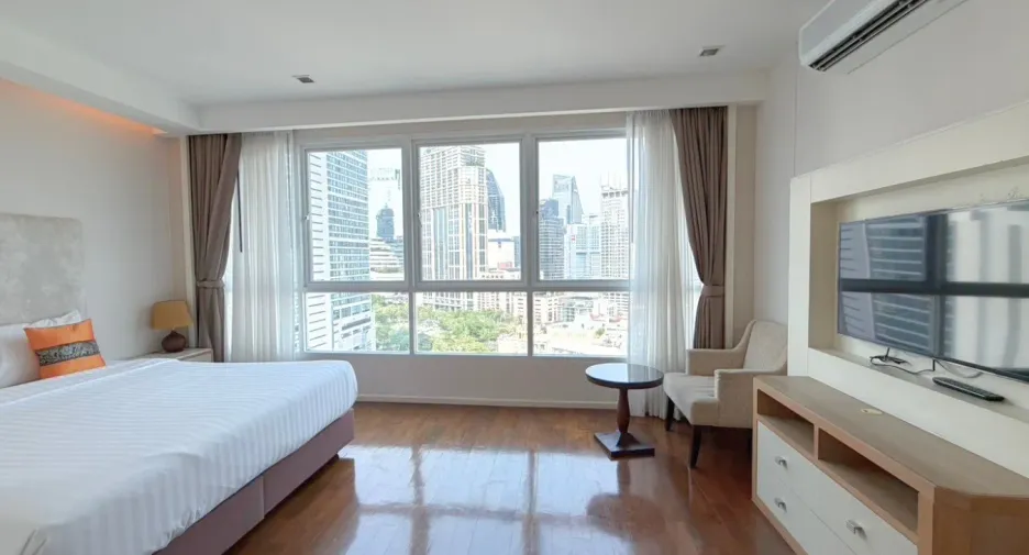 Condo en alquiler de 2 habitaciones en Khlong Toei, Bangkok