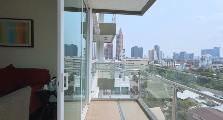 Condo en alquiler de 2 habitaciones en Khlong Toei, Bangkok