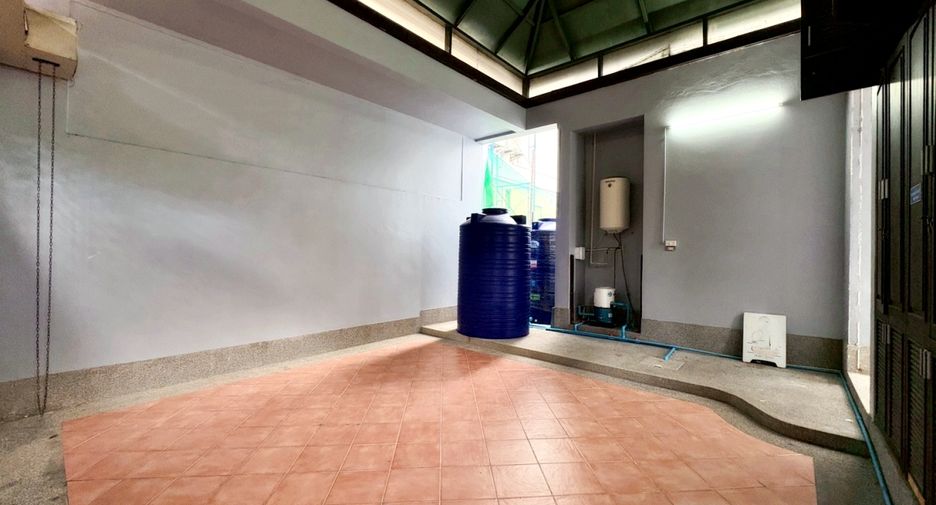 Casa en venta de 4 habitaciones en Sattahip, Chonburi