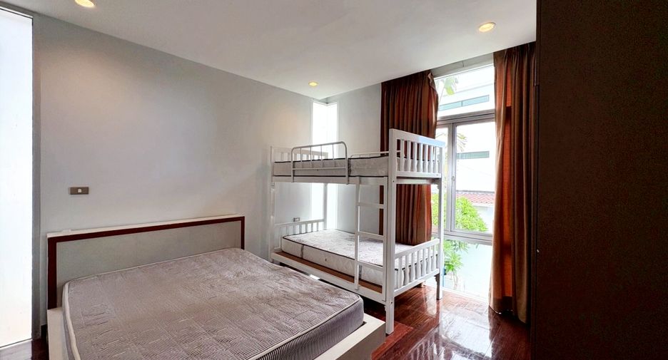 Casa en venta de 4 habitaciones en Sattahip, Chonburi