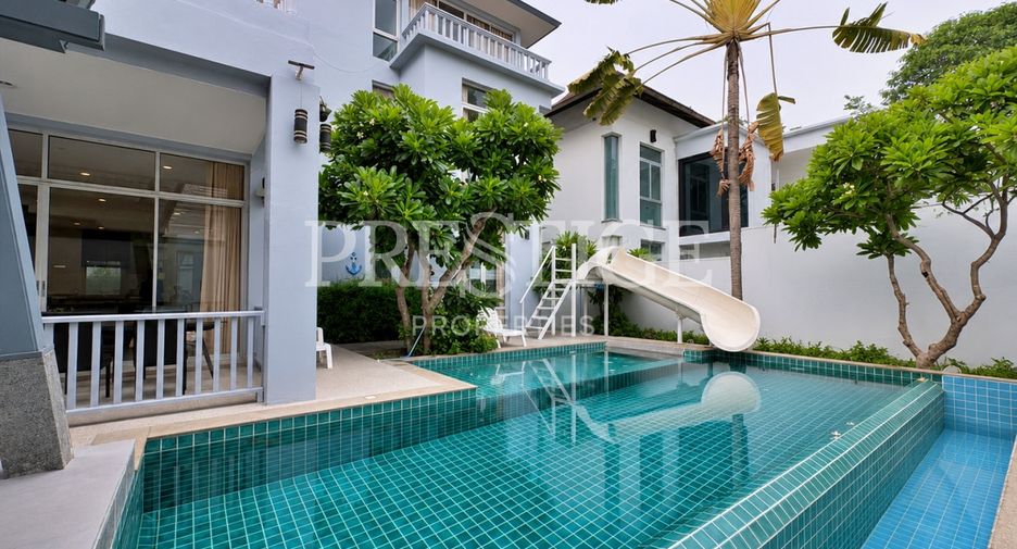 For sale 4 ベッドルーム house in Sattahip, Chonburi