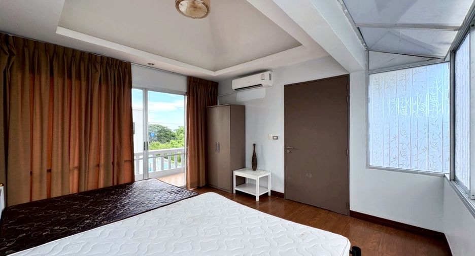 Casa en venta de 4 habitaciones en Sattahip, Chonburi