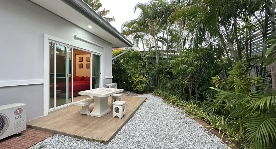 For rent 3 bedrooms villa in Huay Yai, Pattaya
