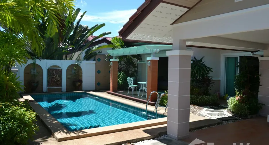 For rent 3 bedrooms villa in Huay Yai, Pattaya