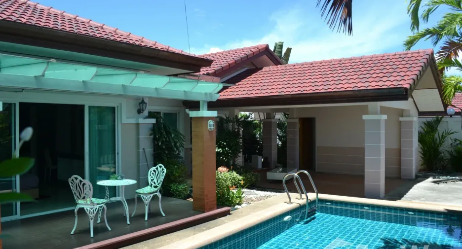 For rent 3 bedrooms villa in Huay Yai, Pattaya