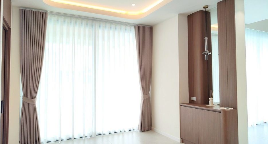 For rent そして for sale 4 ベッドルーム villa in Mueang Chiang Mai, Chiang Mai
