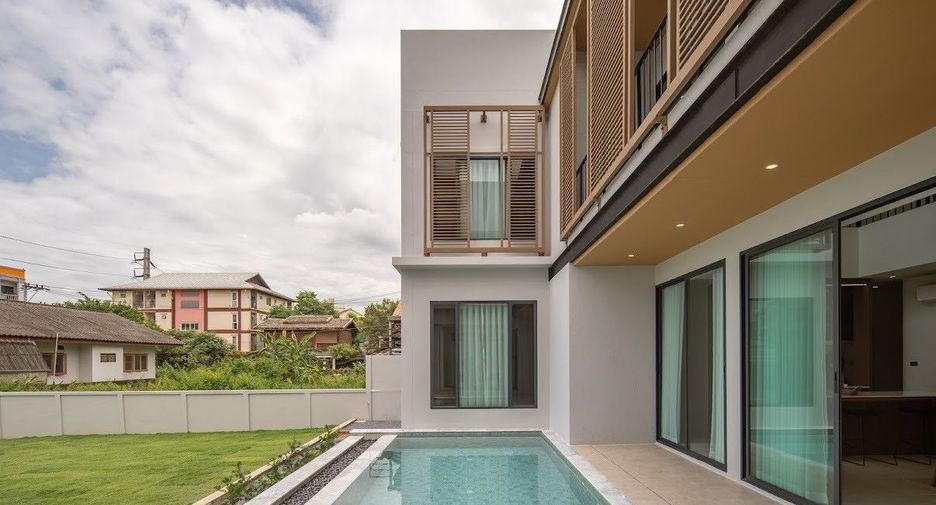 Villa zum Kauf mit 4 Zimmer in Mueang Chiang Mai, Chiang Mai