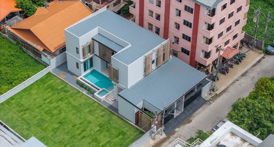 Villa zum Kauf mit 4 Zimmer in Mueang Chiang Mai, Chiang Mai