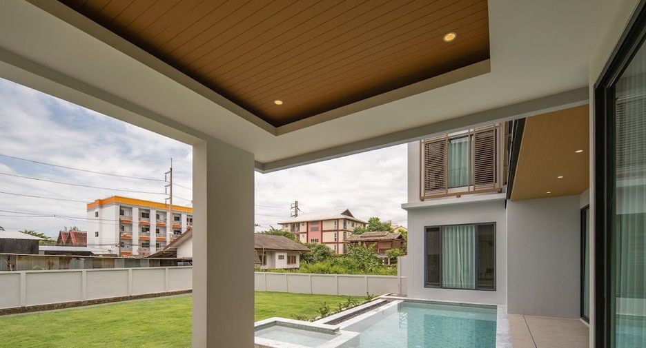 Villa zum Kauf mit 4 Zimmer in Mueang Chiang Mai, Chiang Mai