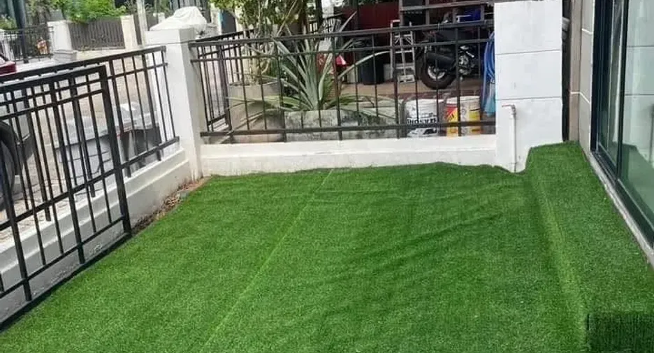 For rent 3 ベッドルーム townhouse in Bang Khen, Bangkok