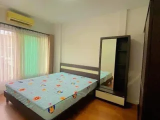 For rent 3 ベッドルーム townhouse in Bang Khen, Bangkok