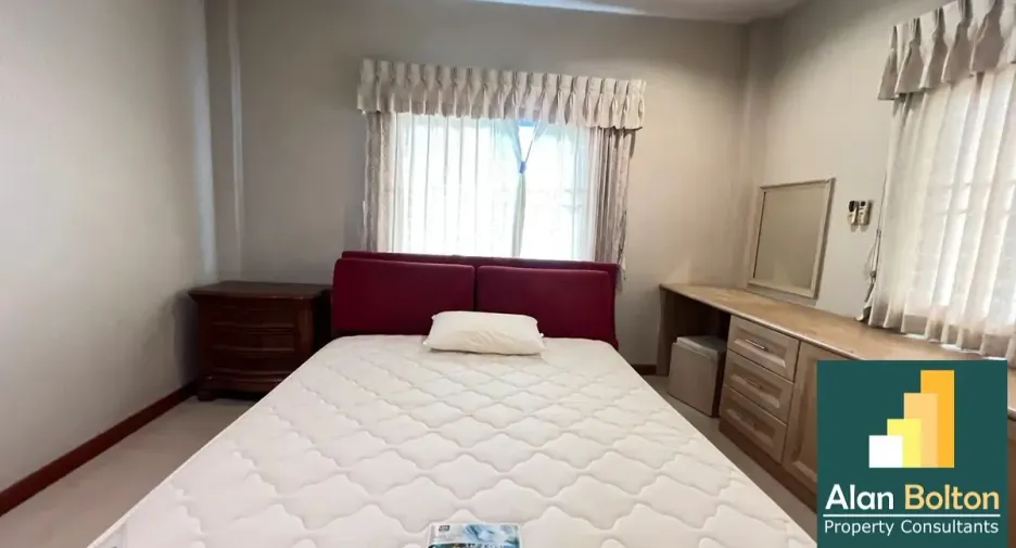 For rent 5 bedrooms house in Bang Lamung, Chonburi