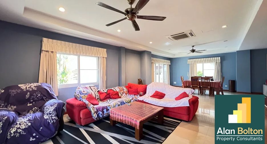 For rent 5 bedrooms house in East Pattaya, Pattaya