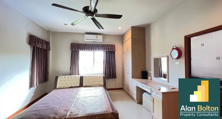 For rent 5 bedrooms house in East Pattaya, Pattaya