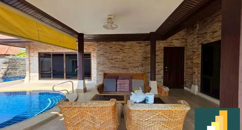 For rent and for sale 4 bedrooms house in Huay Yai, Pattaya