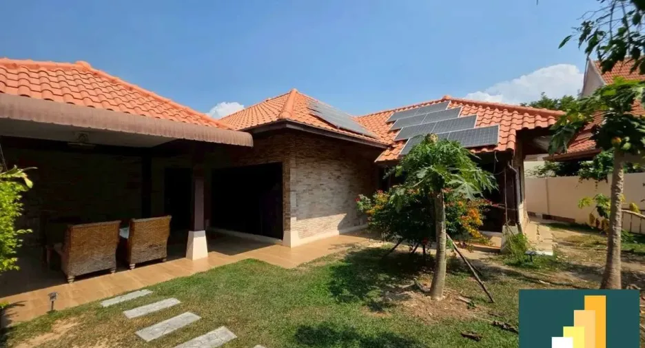 For rent and for sale 4 bedrooms house in Huay Yai, Pattaya