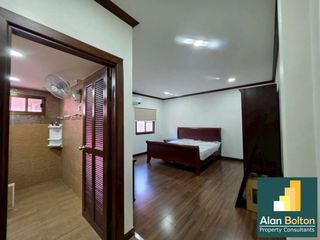 For rent and for sale 4 bedrooms house in Bang Lamung, Chonburi