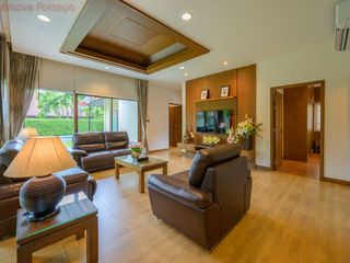Haus zum Kauf mit 4 Zimmer in Bang Lamung, Chonburi