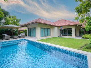 Haus zum Kauf mit 4 Zimmer in Bang Lamung, Chonburi