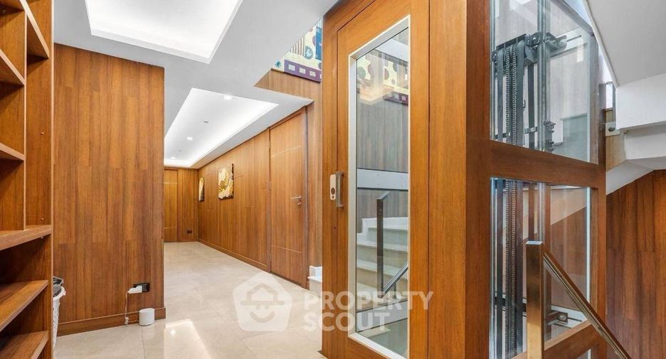 Condo en alquiler y en venta de 4 habitaciones en North Pattaya, Pattaya