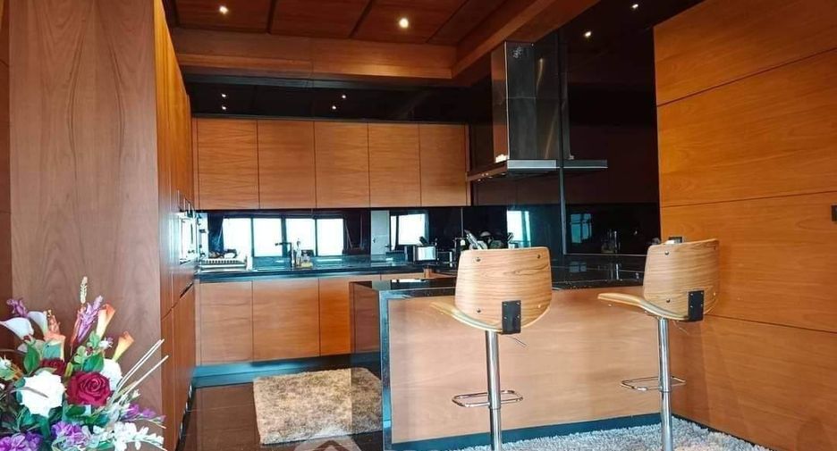 À louer et à vendre 2 chambres condo à South Pattaya, Pattaya