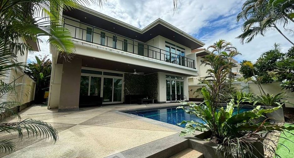 For rent and for sale 4 bedrooms house in Jomtien, Pattaya