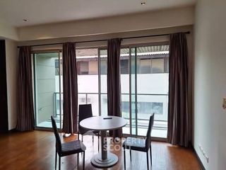Condo en venta de 2 habitaciones en Yan Nawa, Bangkok