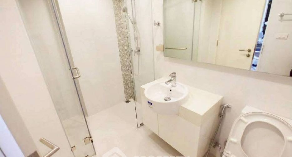 Продажа 2 спальни кондо в Сатхон, Бангкок