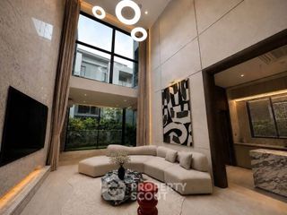 Аренда и продажа 5 спальни дом в Суан Луанг, Бангкок