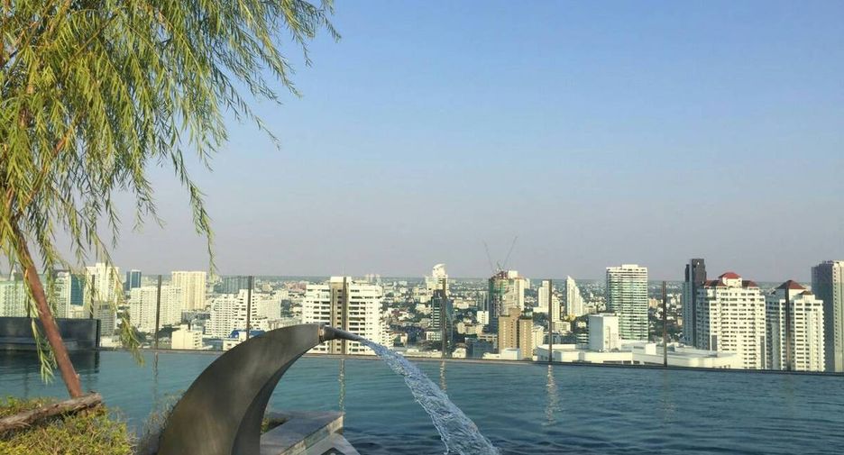 For sale 1 bed condo in Watthana, Bangkok