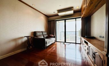 For sale 2 bedrooms condo in Sathon, Bangkok