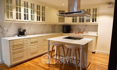 Продажа 4 спальни кондо в Банг Кхо Лаем, Бангкок