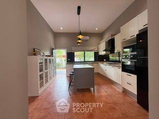 For rent 4 bedrooms house in Bang Lamung, Chonburi