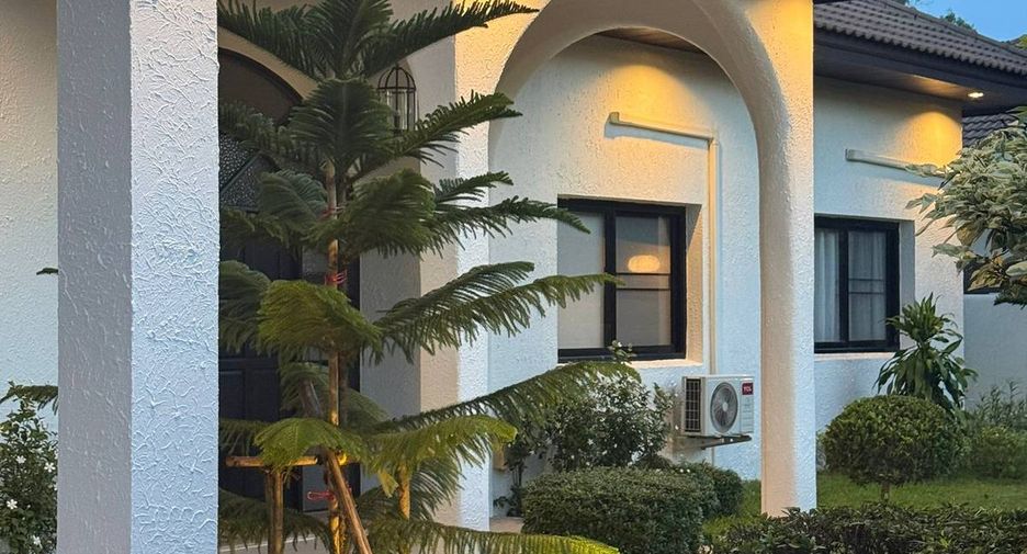 For rent 4 bedrooms house in East Pattaya, Pattaya