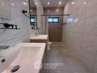 For rent 4 bedrooms house in Bang Lamung, Chonburi