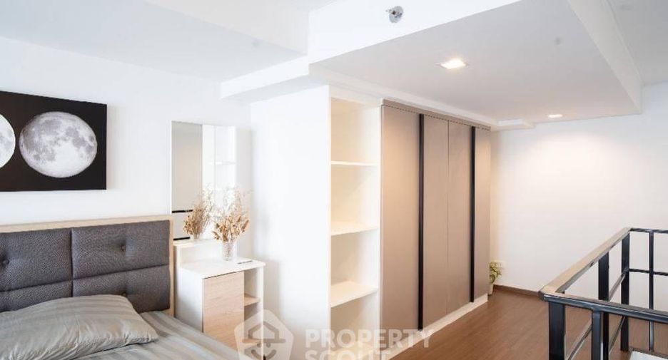 For rent 2 bedrooms condo in Bang Kapi, Bangkok