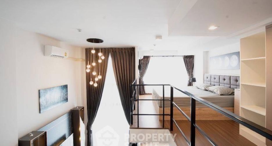 For rent 2 bedrooms condo in Bang Kapi, Bangkok