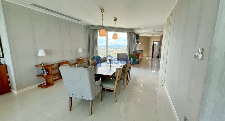 Condo en alquiler de 3 habitaciones en Jomtien, Pattaya