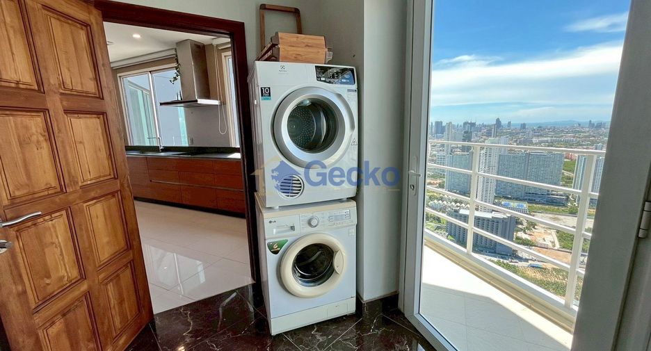 Condo en alquiler de 3 habitaciones en Jomtien, Pattaya
