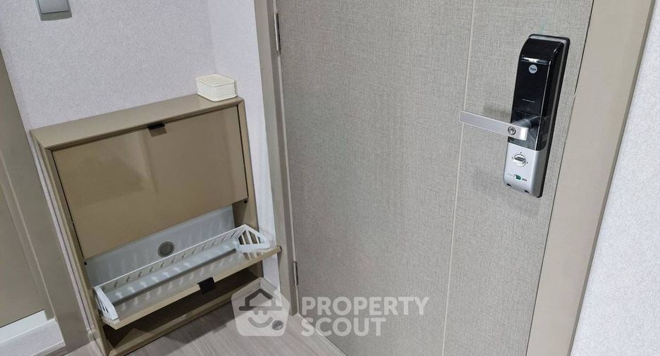 For rent 1 bed condo in Huai Khwang, Bangkok
