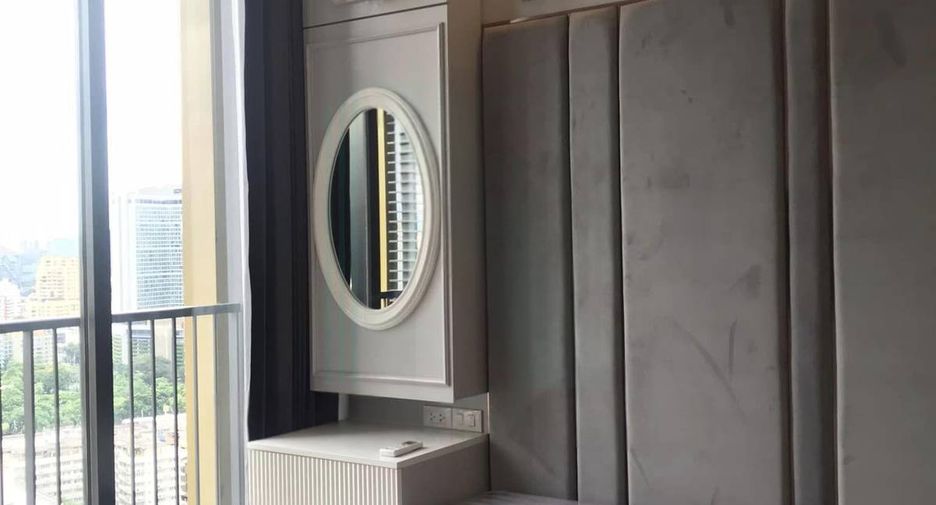 For rent 1 bed condo in Watthana, Bangkok