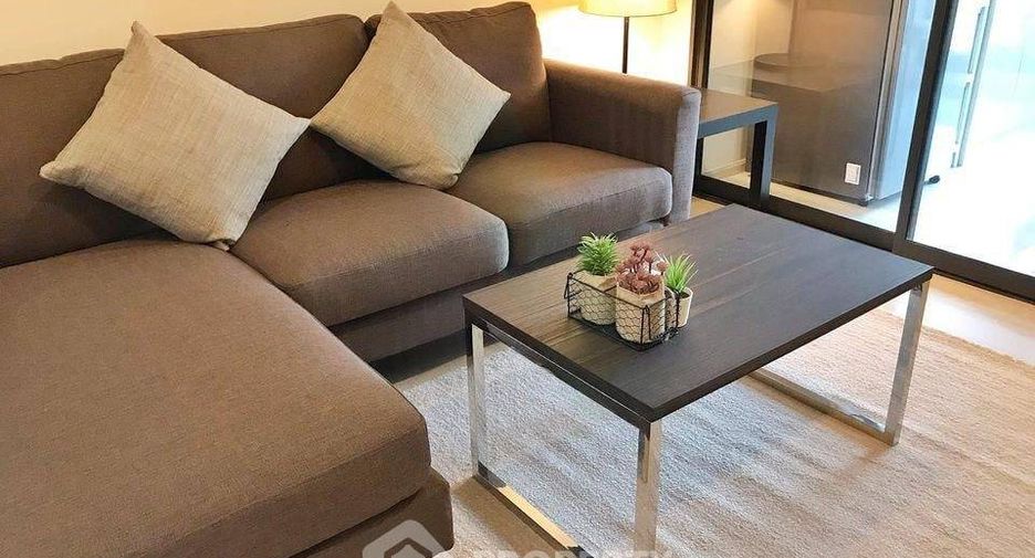 Condo en alquiler de 1 habitaciones en Khlong Toei, Bangkok